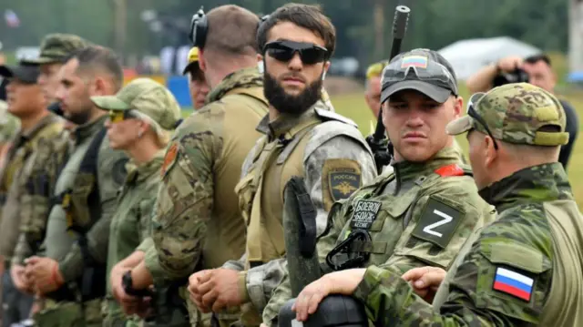 российские военнослужащие