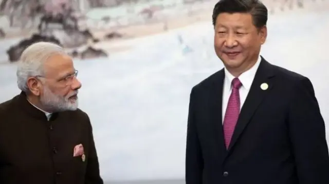 भारत के प्रधानमंत्री नरेंद्र मोदी और चीनी राष्ट्रपति शी जिनपिंग