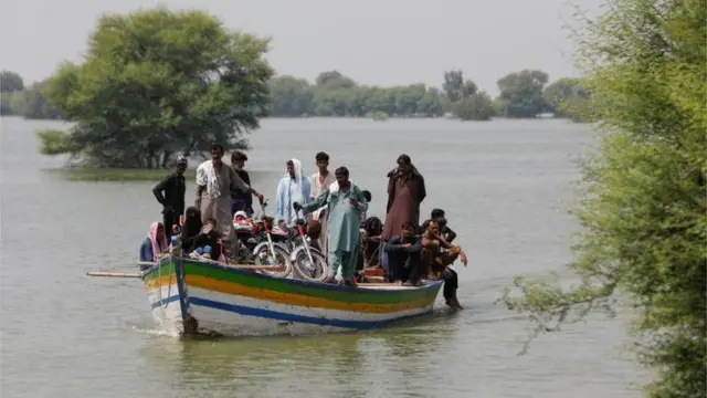 बाढ़