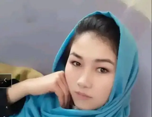 تصویر تاج گل مرادی