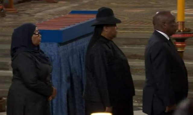 Rais wa Tanzania Suluhu Samia Hassan (kushoto) na Rais wa Afrika Kusini Cyril Ramapahosa (kulia)