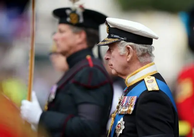 শোক মিছিলে রাজা তৃতীয় চার্লস