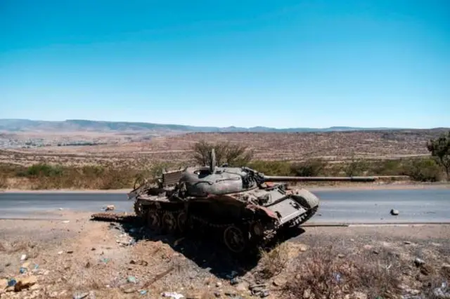 Dowladda Itoobiya iyo ciidamada TPLF waxaa labadooda lagu eedeeyay in tacaddiyo ay ka geysteen Tigray