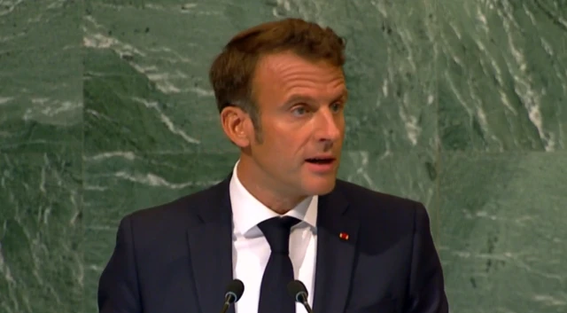 ఫ్రాన్స్ అధ్యక్షుడు మేక్రాన్