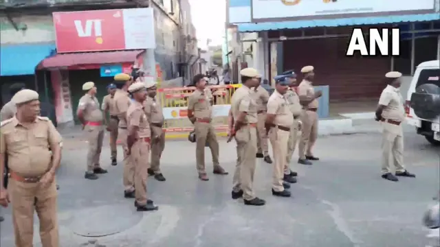 పోలీసుల పహారా