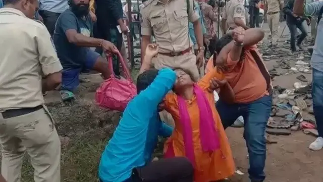 भगदड़ में घायल