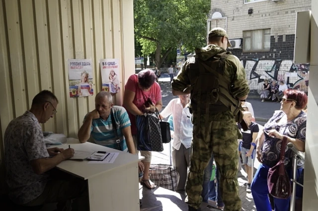 Росіяни видають паспорти мешканцям Херсона