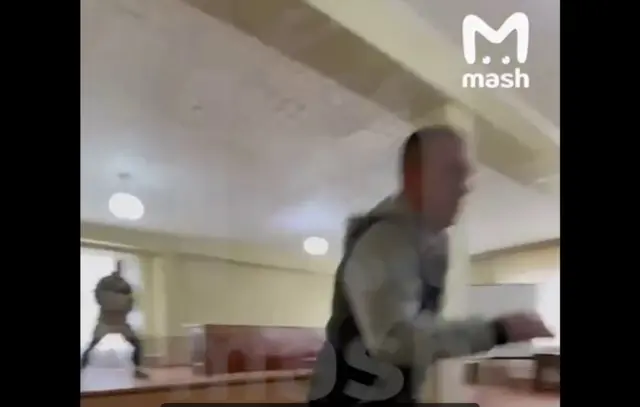 відео