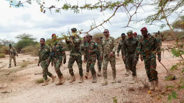 Qaar kamid ah saraakiisha dowladda ayaa gaaray furriinta hore ee dagaalka ka dhanka ah Al-Shabaab
