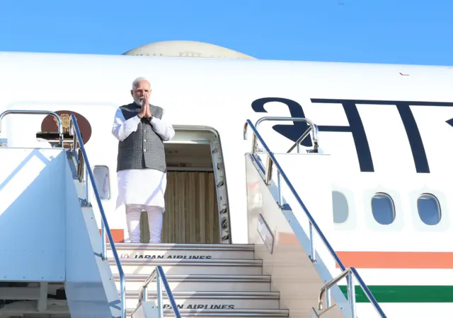 नरेंद्र मोदी
