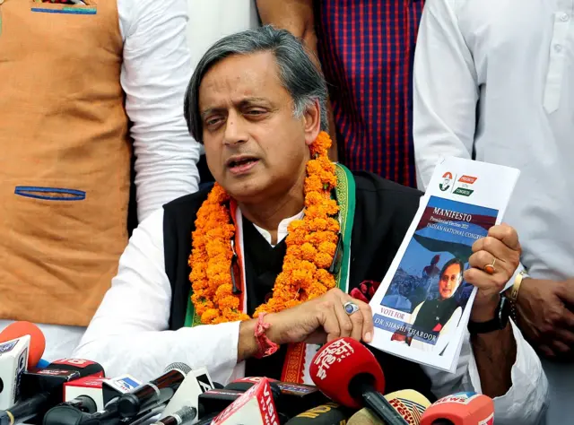 कांग्रेस नेता शशि थरूर