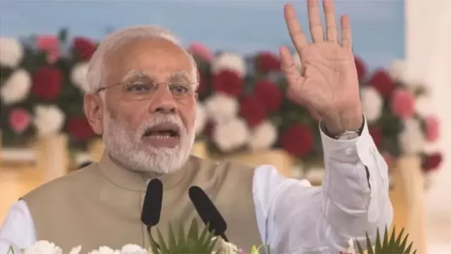 प्रधानमंत्री नरेंद्र मोदी