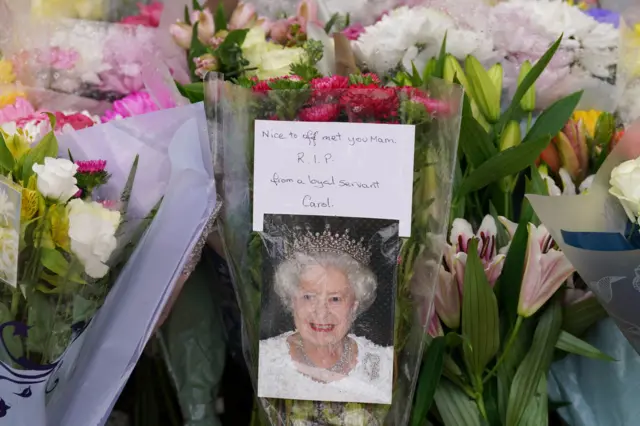 Kraliçe 2. Elizabeth
