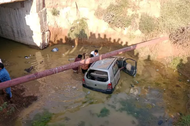 సిద్దిపేటలో కారు ప్రమాదం