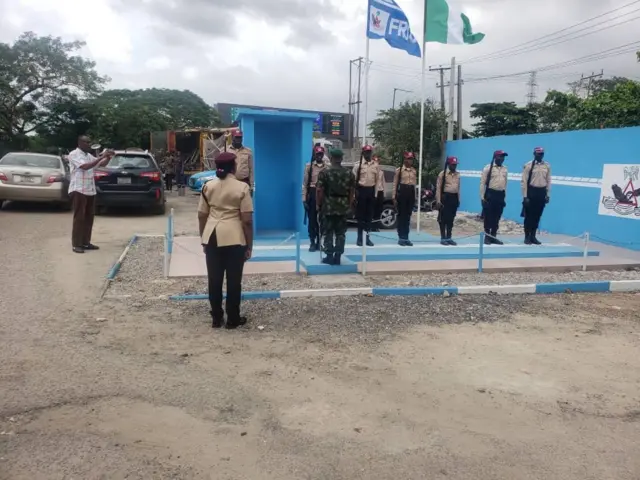 Ndị ọrụ nchekwa ụzọ