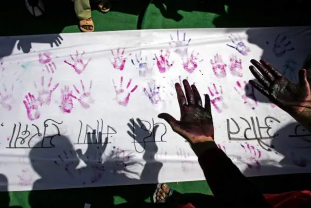 પ્રતીકાત્મક તસવીર