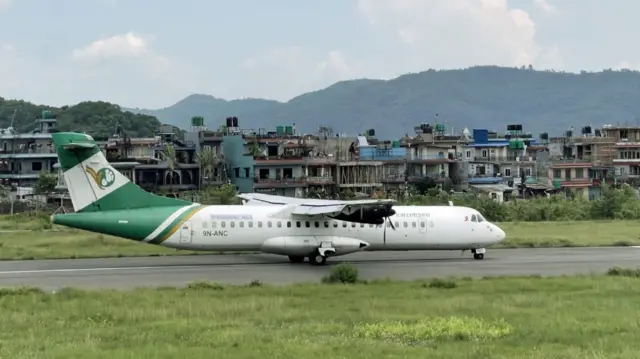 यती एअरलाइन्सको विमान