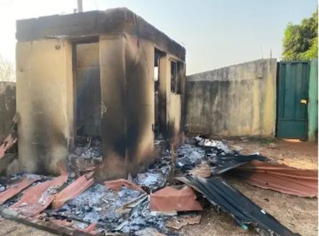 Ụlọọrụ Inec a gbara ọkụ