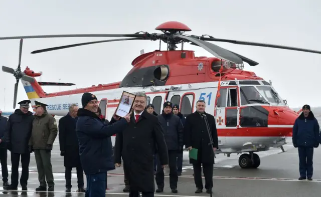 Порошенко и Super Puma