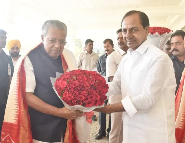 బీఆర్‌ఎస్ పార్టీ ఆవిర్భావ సభ