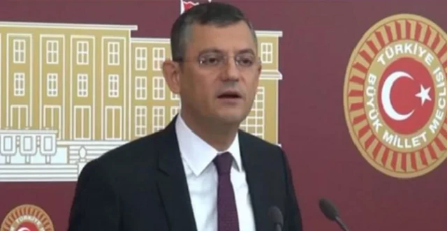 özgür özel