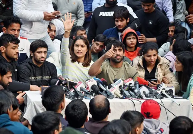 ધરણાં પર બેઠેલા ખેલાડીઓ