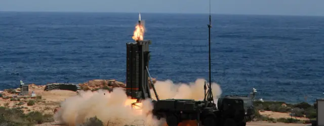 Фотографию комплекса SAMP-T публикует европейская группа MBDA - производитель ракет