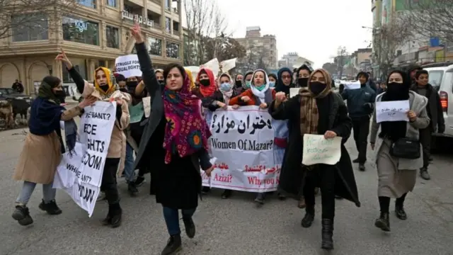 پس از این تظاهرات سال گذشته در کابل، استخبارات طالبان شماری از آنان را بازداشت کرد که بعد از چند هفته آزاد شدند