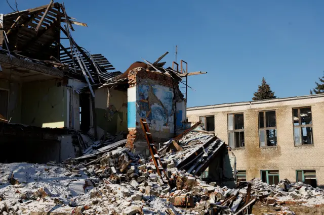 город в Бахмутском районе Донецкой области Украины