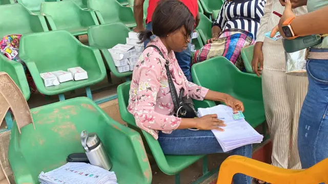 Ndị na-anara PVC ha