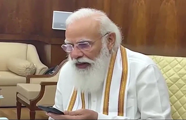 नरेंद्र मोदी