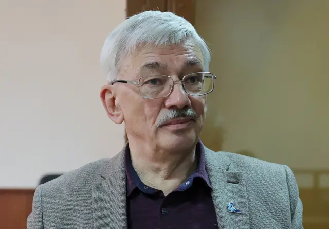 Олег Орлов