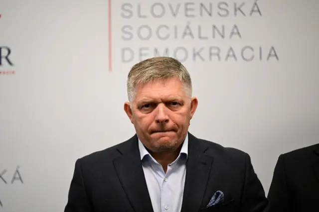 Роберт Фицо обещал не давать Украине ни одного патрона