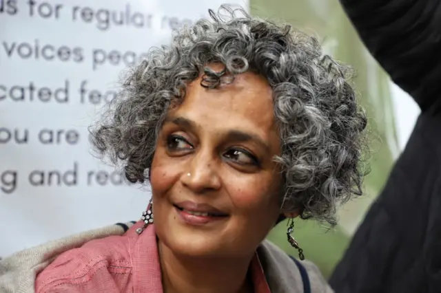 अरुंधति रॉय
