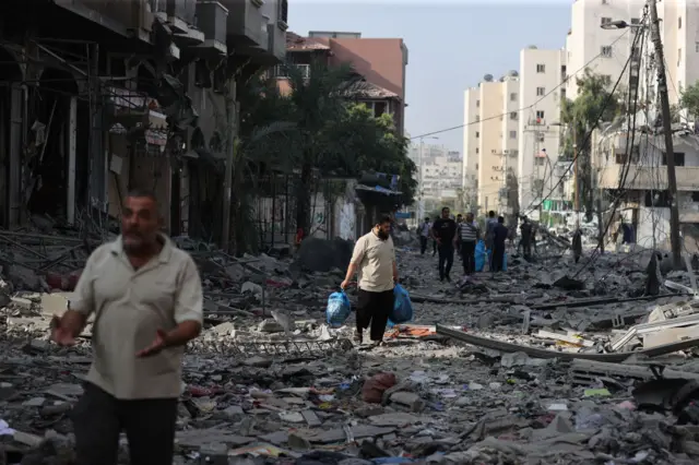 تدمير أحياء كاملة في غزة