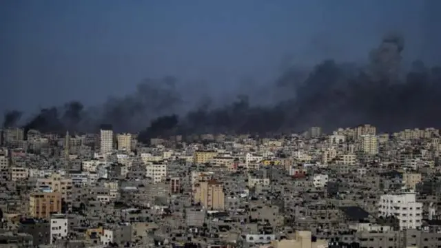 Israa'el boombii 6,000 ol Gaazaarra buusuu ibsite
