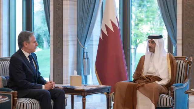 الأمير القطري ووزير الخارجية الأمريكي