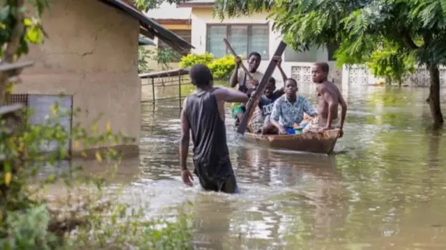 Ideimmiri na Ghana