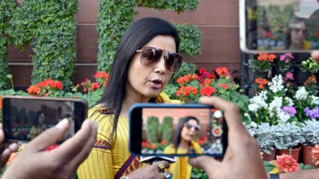 महुआ मोइत्रा