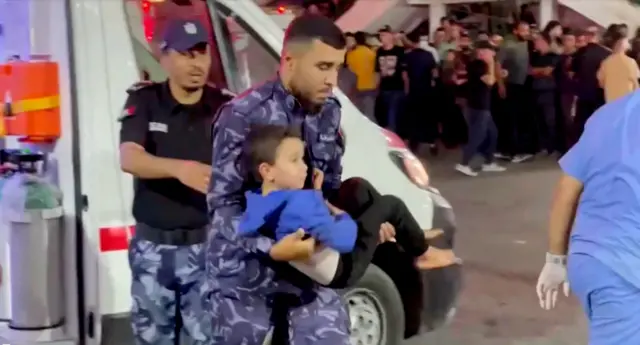 مصابين من القصف