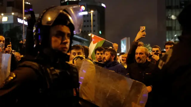متظاهرون في تركيا