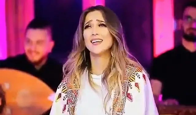 دلال أبو آمنة