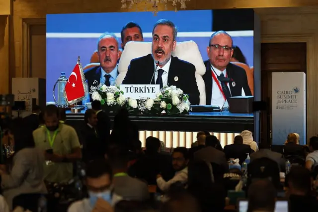 Hakan Fidan, Kahire Barış Zirvesi'nde konuştu.