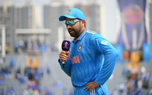 न्यूजीलैंड के खिलाफ भारत ने जीता टॉस, पहले गेंदबाजी का फैसला