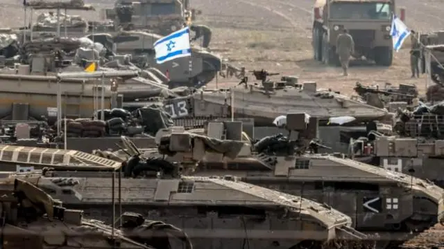 Waraan Israa'el daanga Gaazaa jiran
