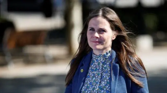 आइसलैंड की प्रधानमंत्री काटरीन याकब्सडोटीयर