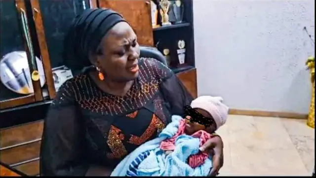 Nwata dị ọnwa atọ e reere ere