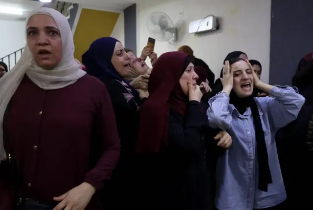 الضفة الغربية خلال عزاء أحد ضحايا إسرائيل