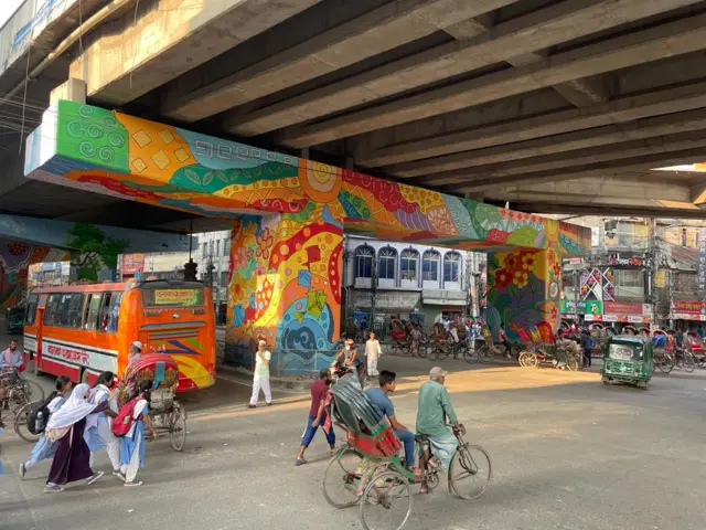 বিকেলে ঢাকার মগবাজার এলাকা