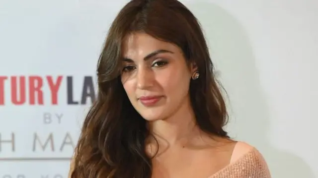 रिया चक्रवर्ती